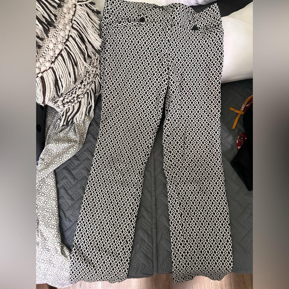 Soho Black and White Straight Pants with Geometric Pattern